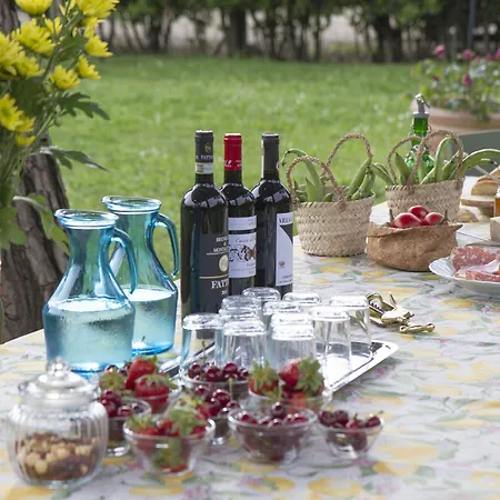 Palazzi Bed & Breakfast 3*